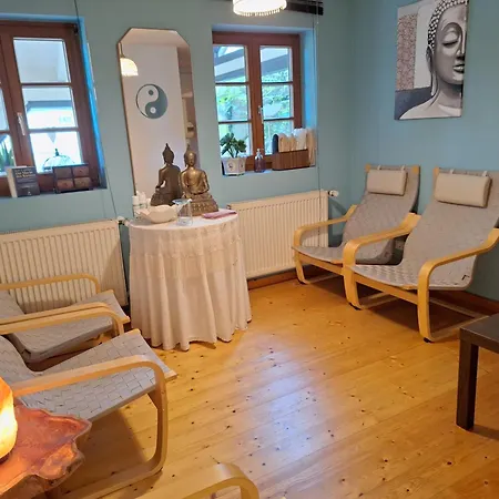 Haushaelfte Ca 290 Qm Luxus Zur Alleinnutzung Loeffingen