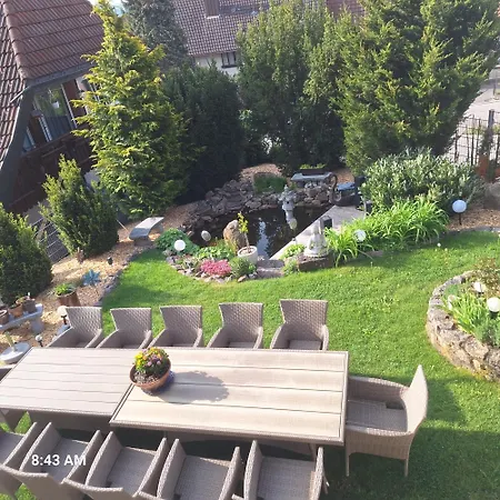 Haushaelfte Ca 290 Qm Luxus Zur Alleinnutzung Loeffingen