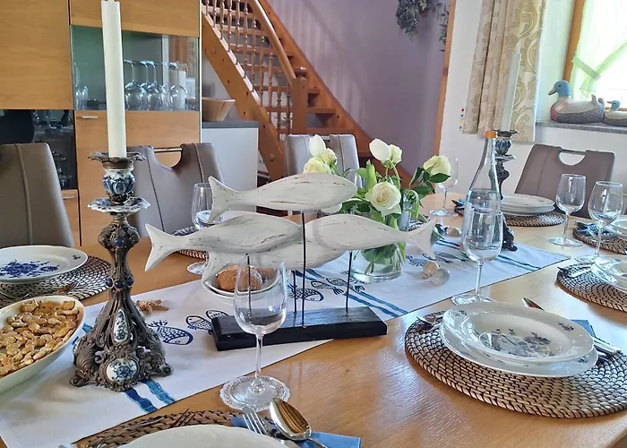 Haushaelfte Ca 290 Qm Luxus Zur Alleinnutzung * Лёффинген